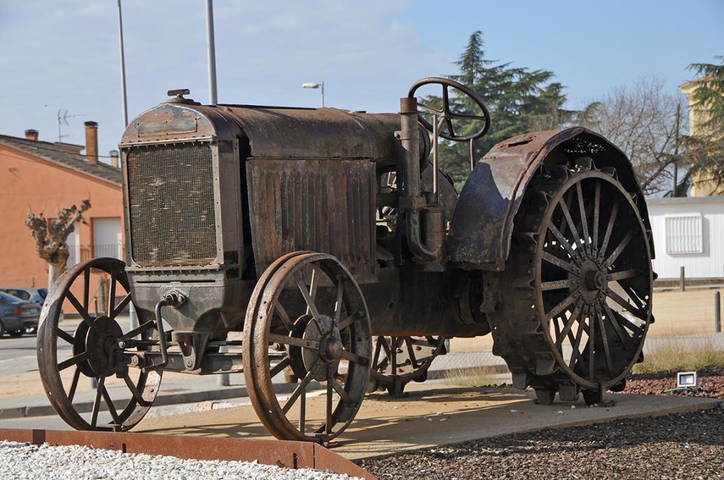 Monument al tractor