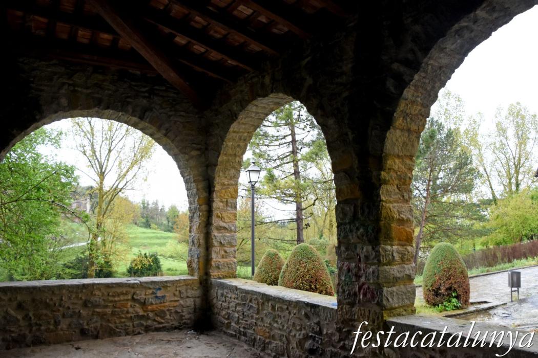 Cantonigròs a l'Esquirol