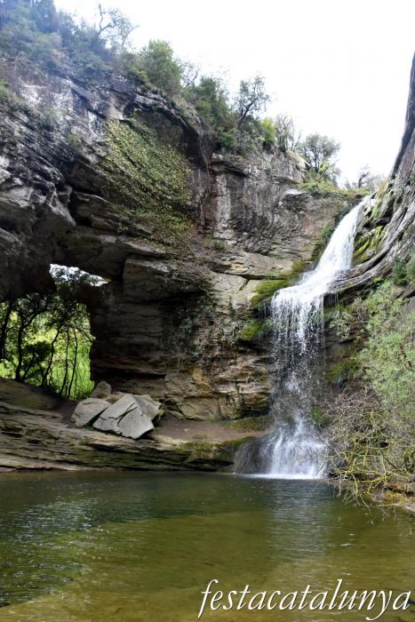 L'Esquirol - La Foradada