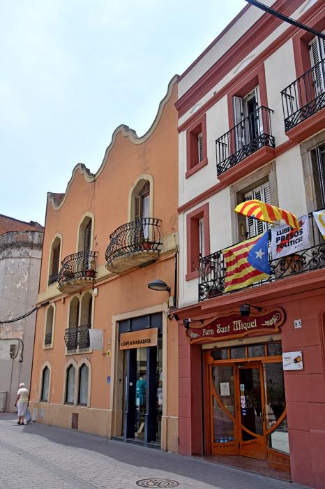 Carrer Major de Molins de Rei i entorn