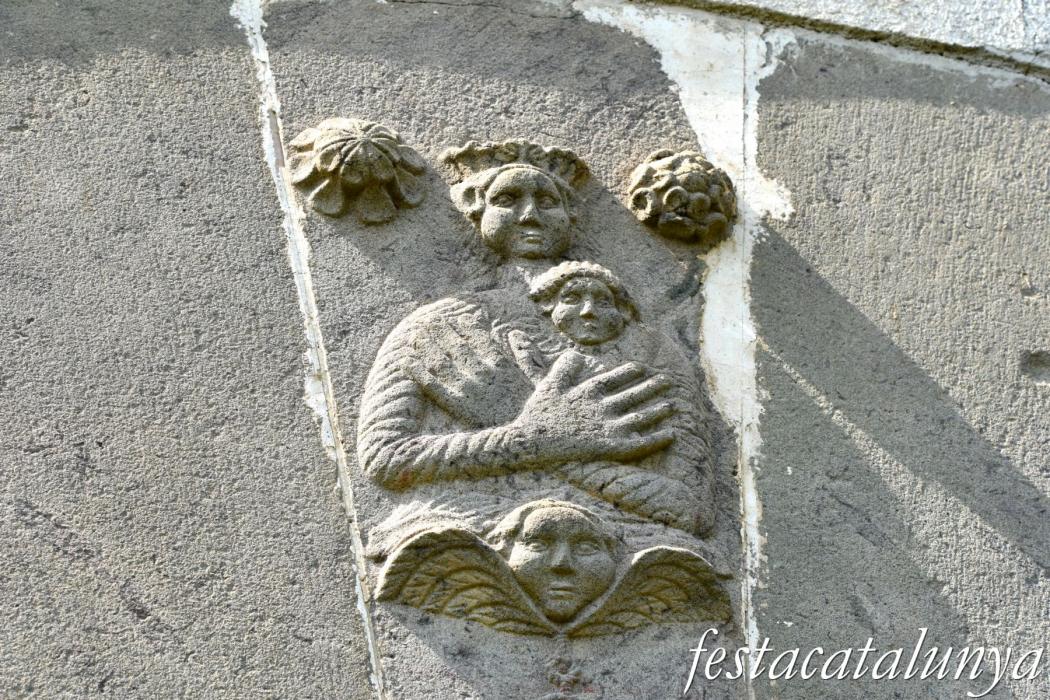 L'Esquirol - Ermita de Santa Maria de Vilanova o de les Escales