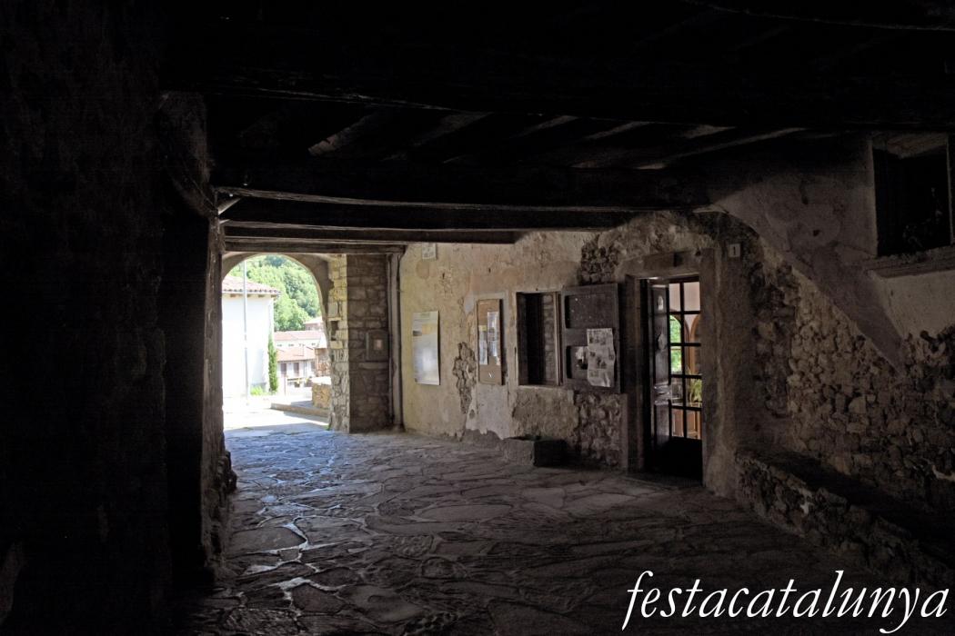 Vallfogona del Ripollès - Conjunt medieval del nucli antic