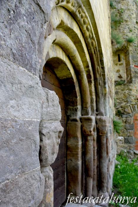 Església de Sant Julià i Comunidor de Vallfogona de Ripollès ***
