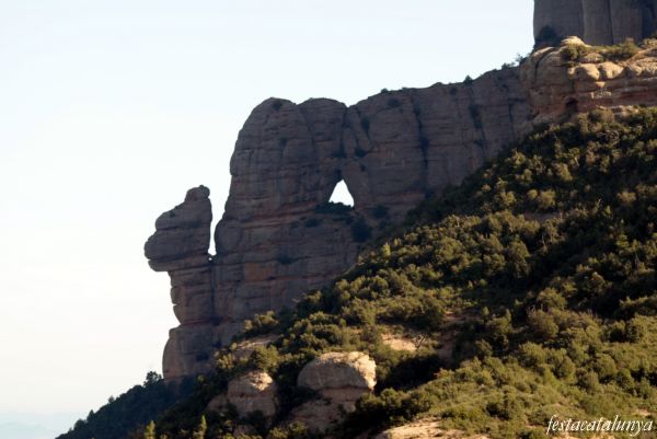 Bruc, El - Muntanya de Montserrat - Roca Foradada