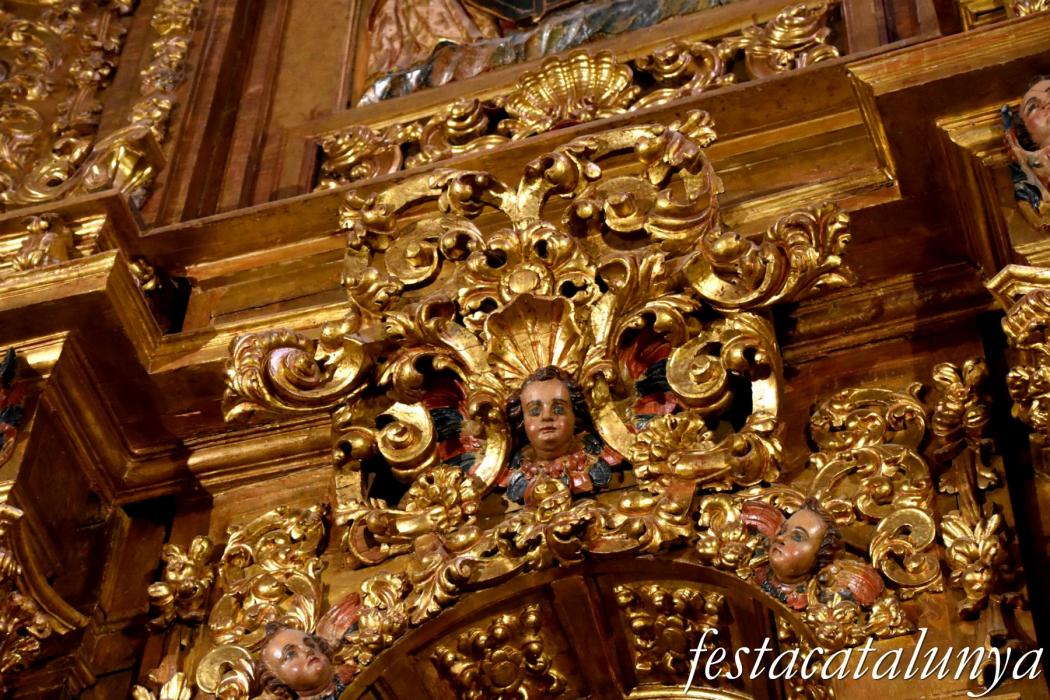 Llívia - Retaule barroc a l'altar major de la Mare de Déu dels Àngels