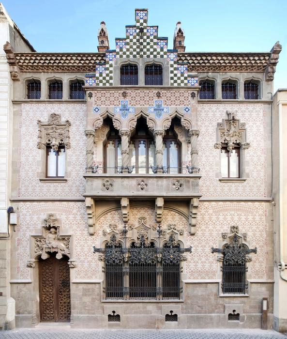Casa Coll i Regàs de Mataró ***