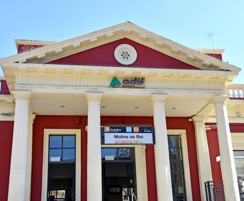 Estació de Molins de Rei i entorn