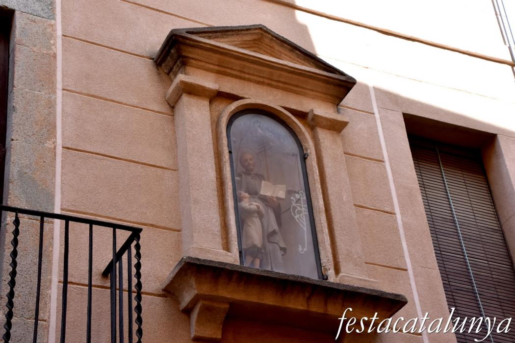 Mataró - Capelletes de carrer