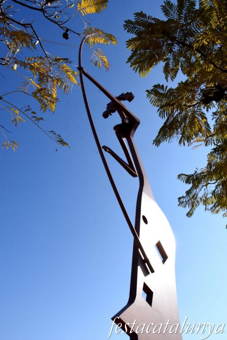 Mataró - Escultures urbanes - Laia l'Arquera