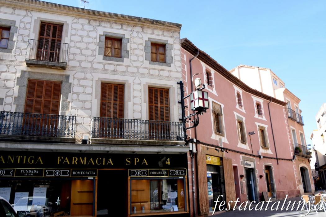 Mataró - Plaça de Santa Maria - Antiga farmàcia
