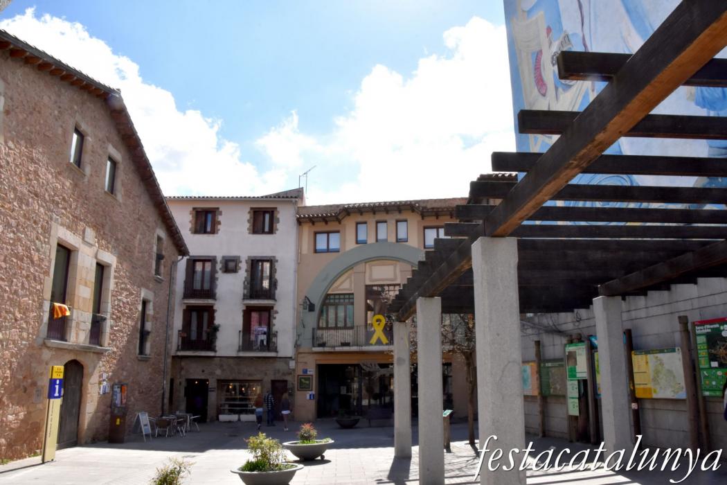 Sant Hilari Sacalm - Plaça Porxada