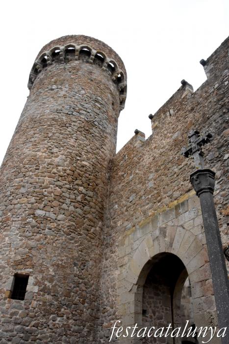 Tossa de Mar - Creu de terme de la Vila Vella
