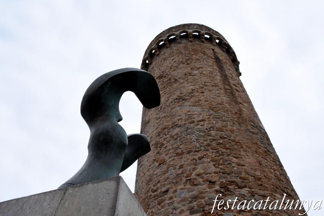 Tossa de Mar - Escultura Dona del Pescador