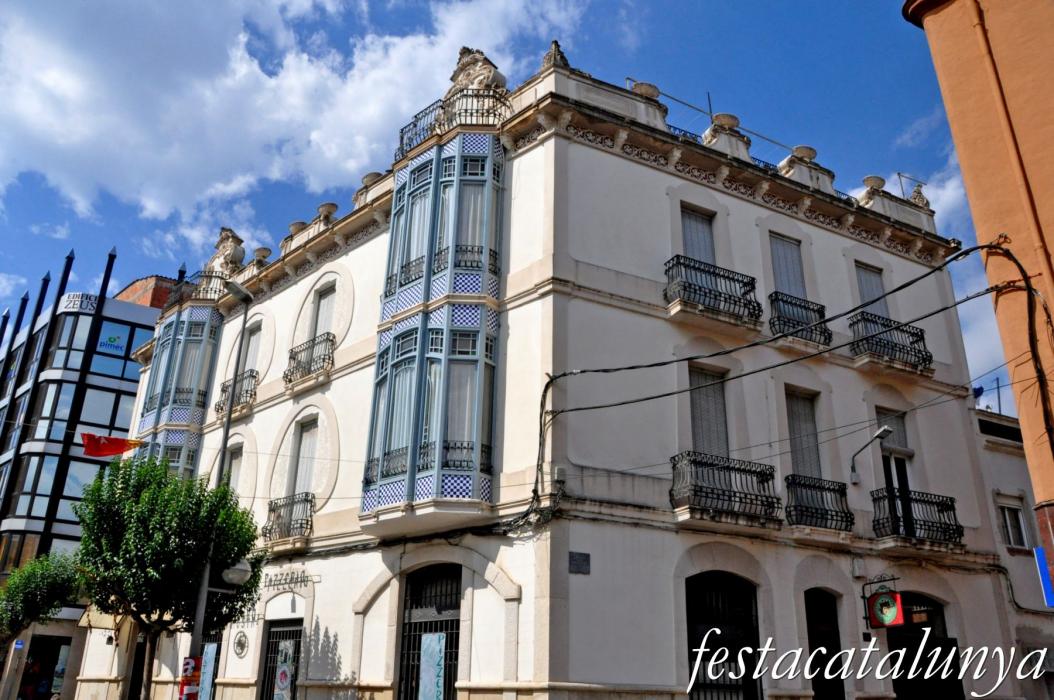 Amposta - Casa Masià, Banc Central