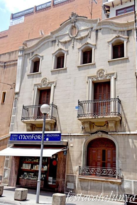 Molins de Rei - Cases del carrer Pi i Margall