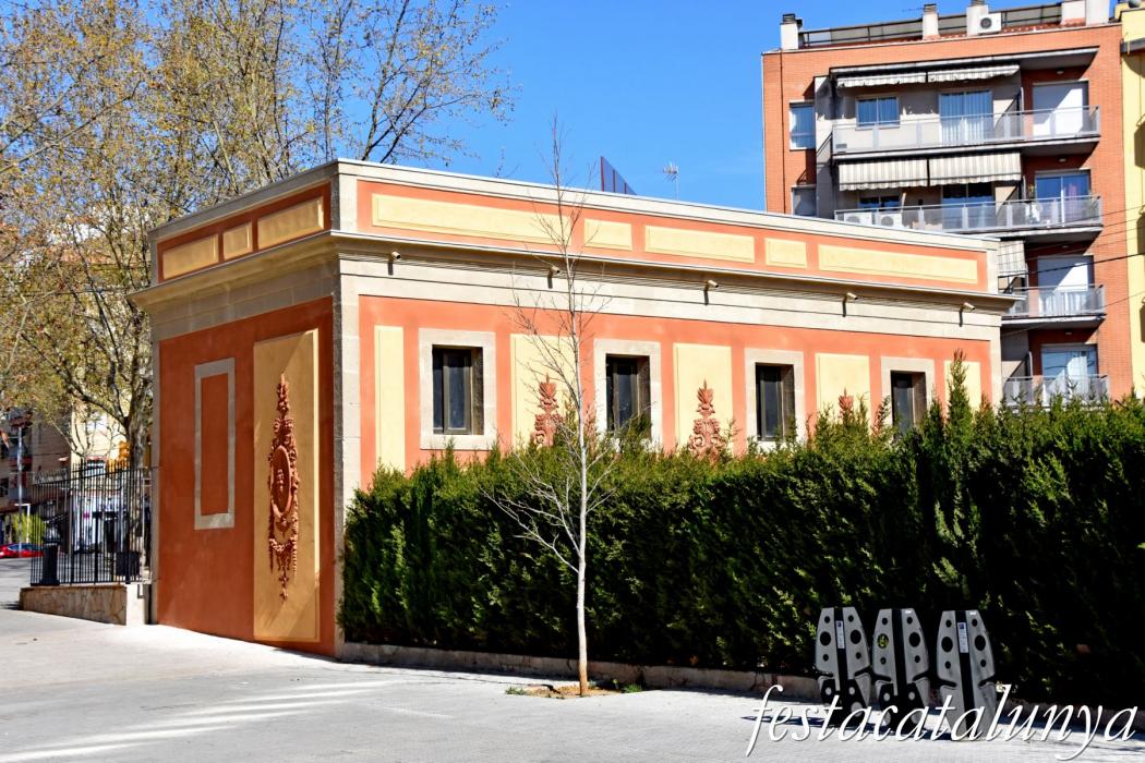 Molins de Rei - Casa de comportes del Canal de la Infanta