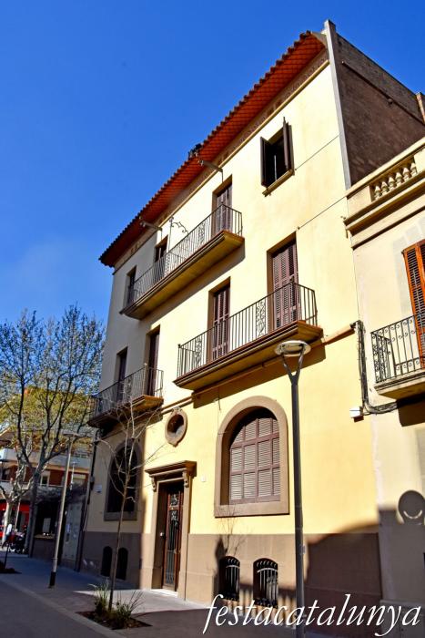 Molins de Rei - Casa carrer Dr. Barraquer
