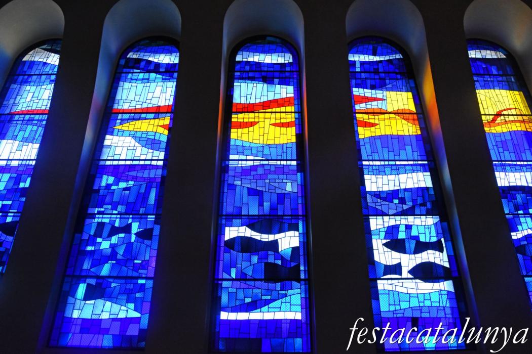 Molins de Rei - Vitralls de l'església de Sant Miquel Arcàngel - Vitralls de la façana