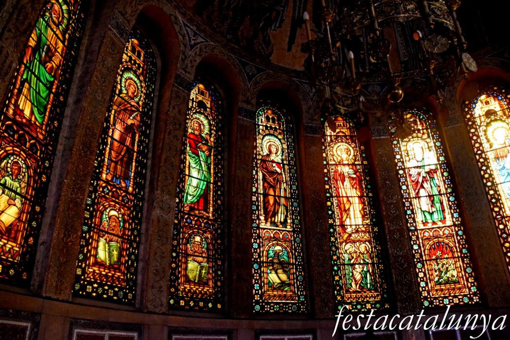 Molins de Rei - Altar Major de l'església de Sant Miquel Arcàngel