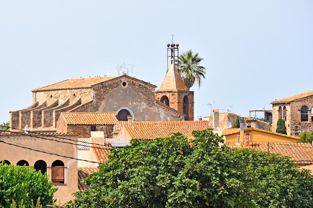 Església parroquial de Santa Maria de Serra de Daró