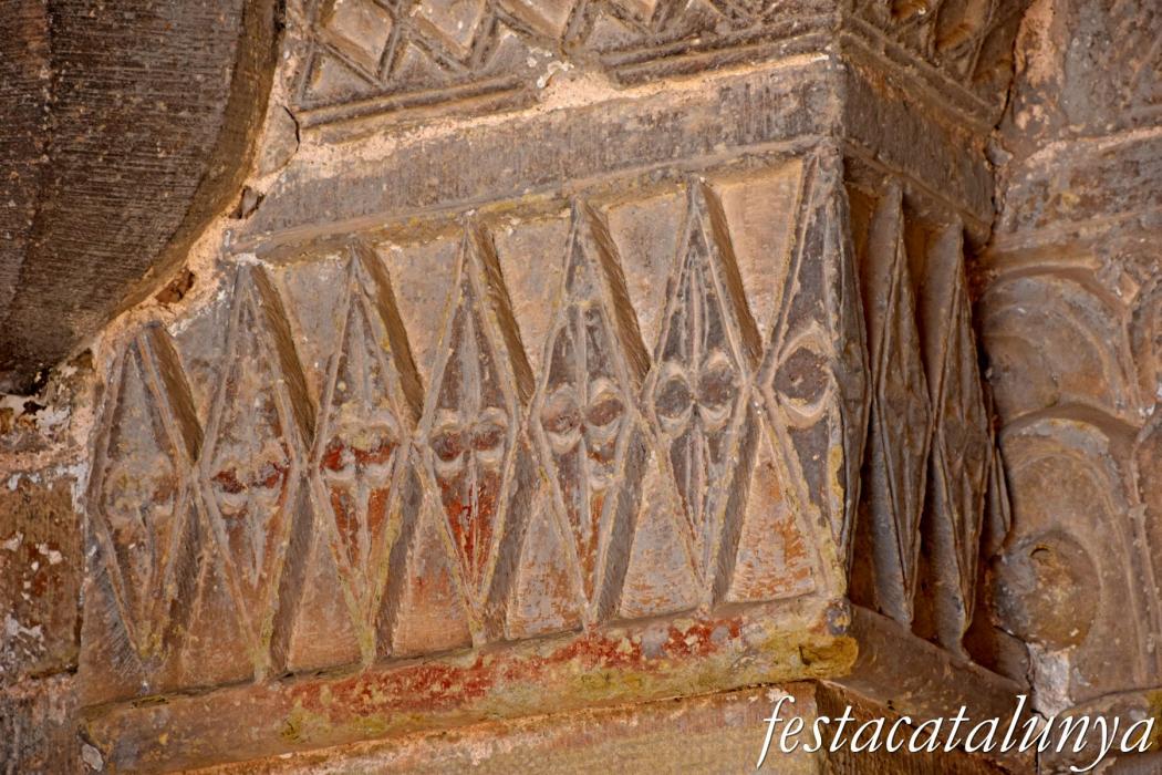 Cervera - Església de Santa Maria - Portalada romànica