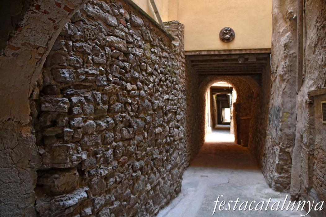 Cervera - Carreró de les Bruixes