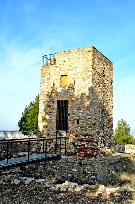 Torre Fossada de Castellbisbal ***