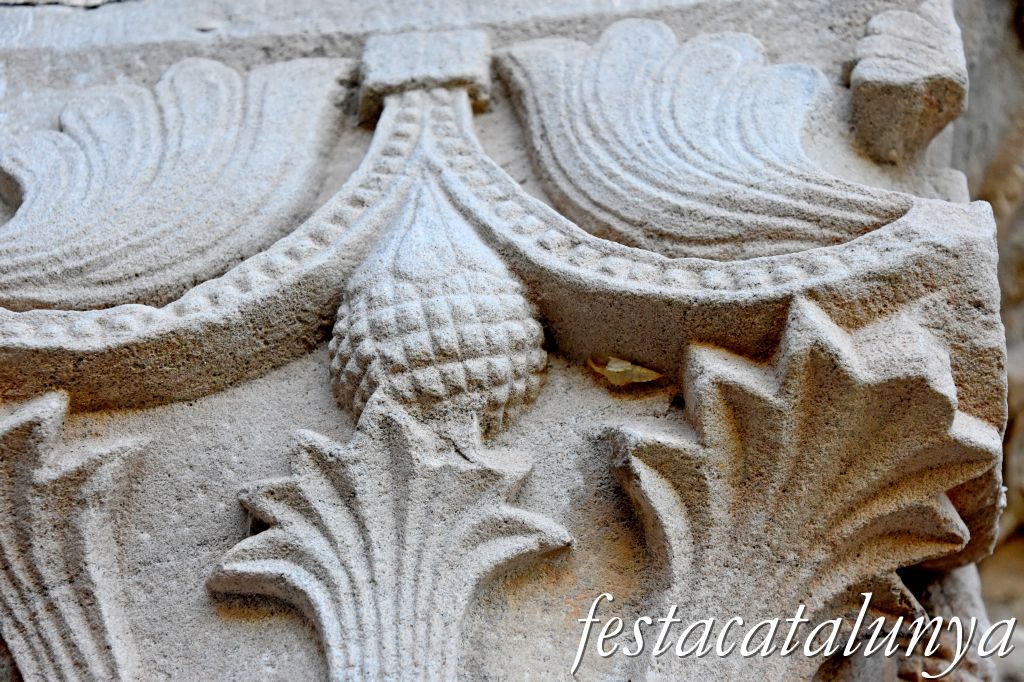 Santa Maria de Rubió - Portalada romànica