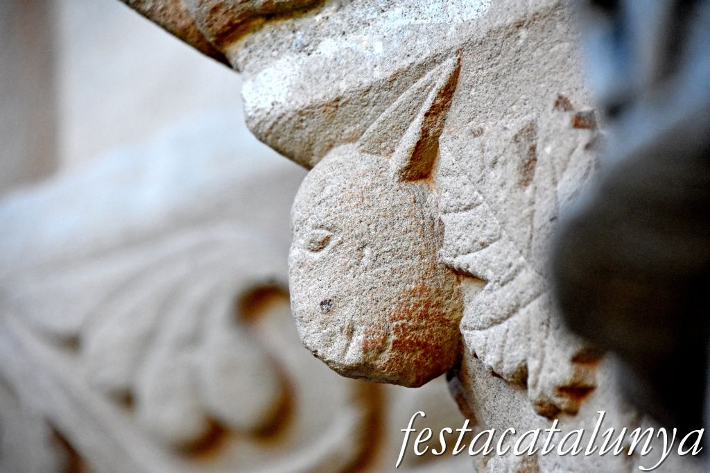 Santa Maria de Rubió - Portalada romànica