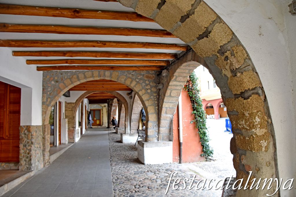 Arbúcies - Plaça de la Vila