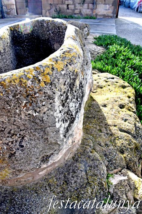 Torrebesses - Plaça de la Vileta - Inscultures