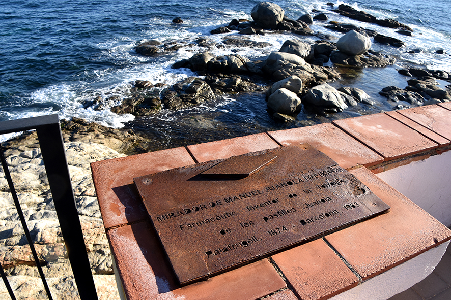 Mirador de Manuel Juanola a Calella de Palafrugell ***