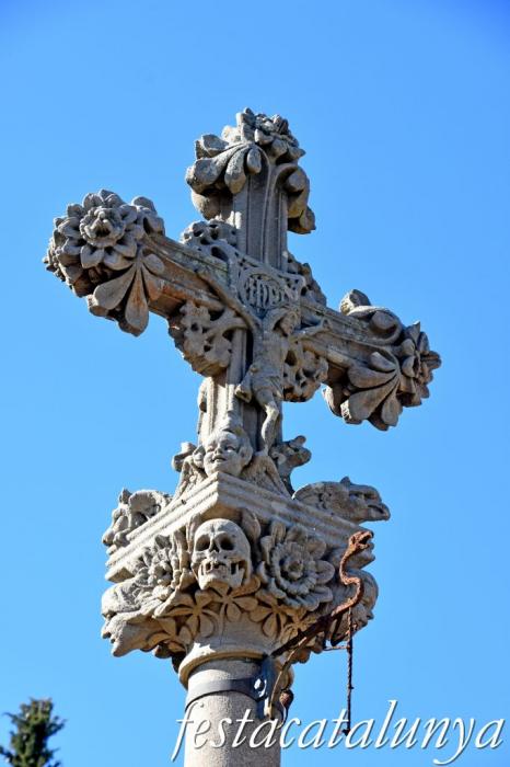 Palamós - Cementiri de Palamós - Sepulcre família Ribera