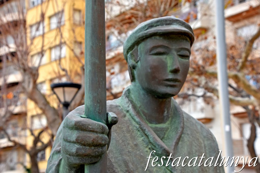 Palamós - Passeig del Mar - Monument als pescadors 