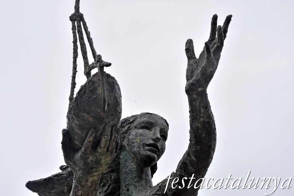 Palafrugell - Monument a Josep Pla