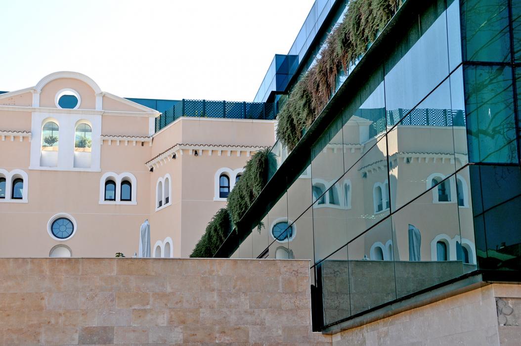 Antic convent de les Germanes Vedrunes de Falset