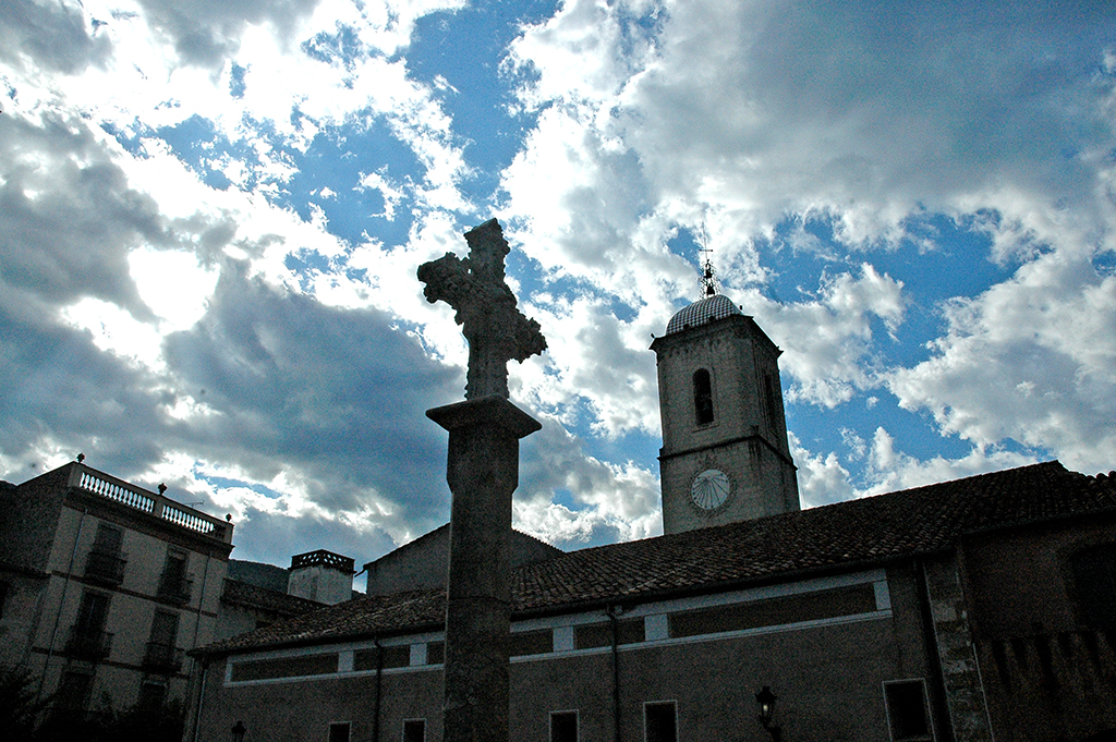Església i monestir de Santa Maria d'Amer ***