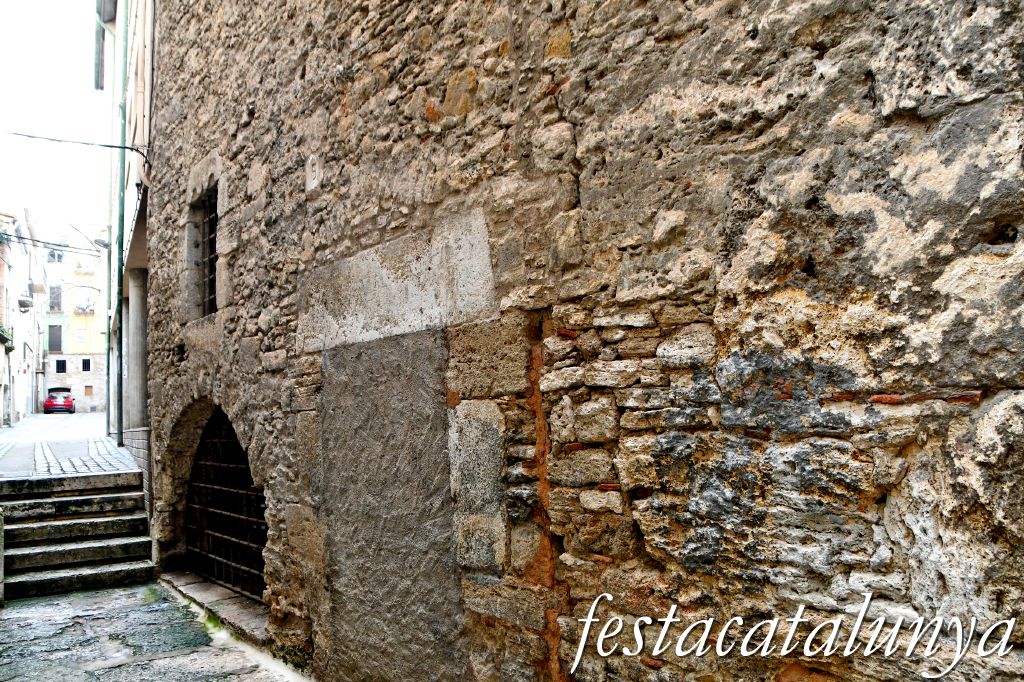 Banyoles - Llotja del Tint