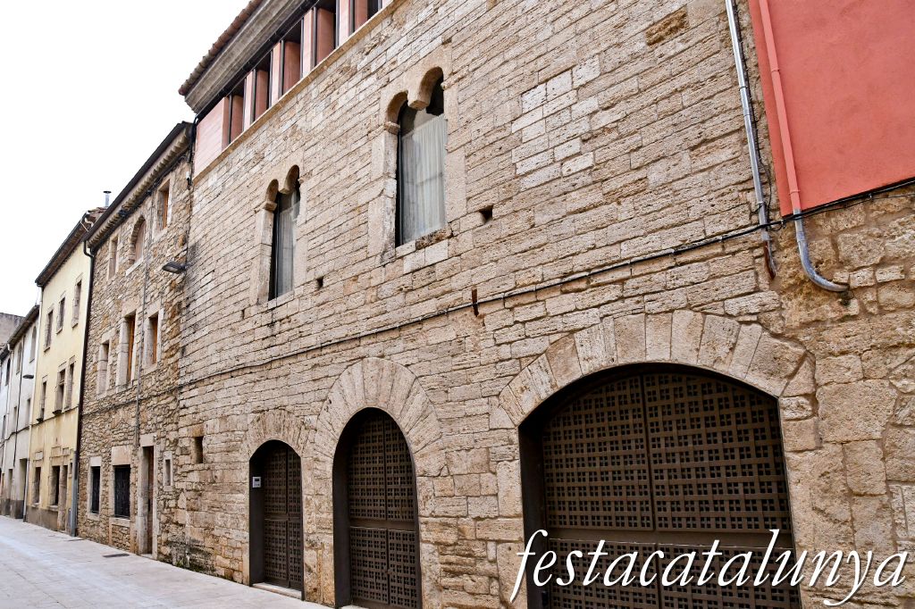 Banyoles - Carrer Nou - Can Coll