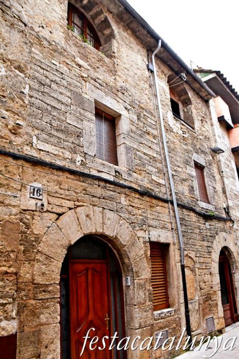 Banyoles - Cases Carrer Nou