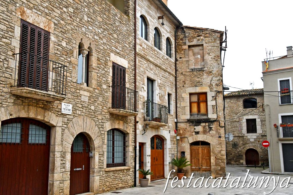 Banyoles - Plaça del Teatre