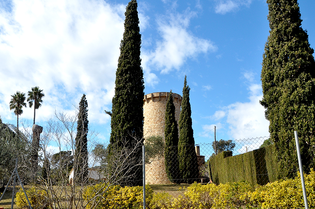Torre de can Serrabella de Mont-ràs