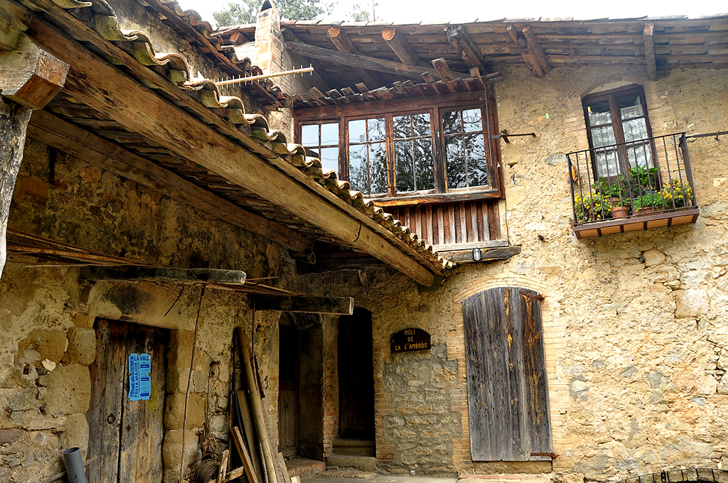 Molí de ca l'Ambrós a la vall d'Ora de Navès