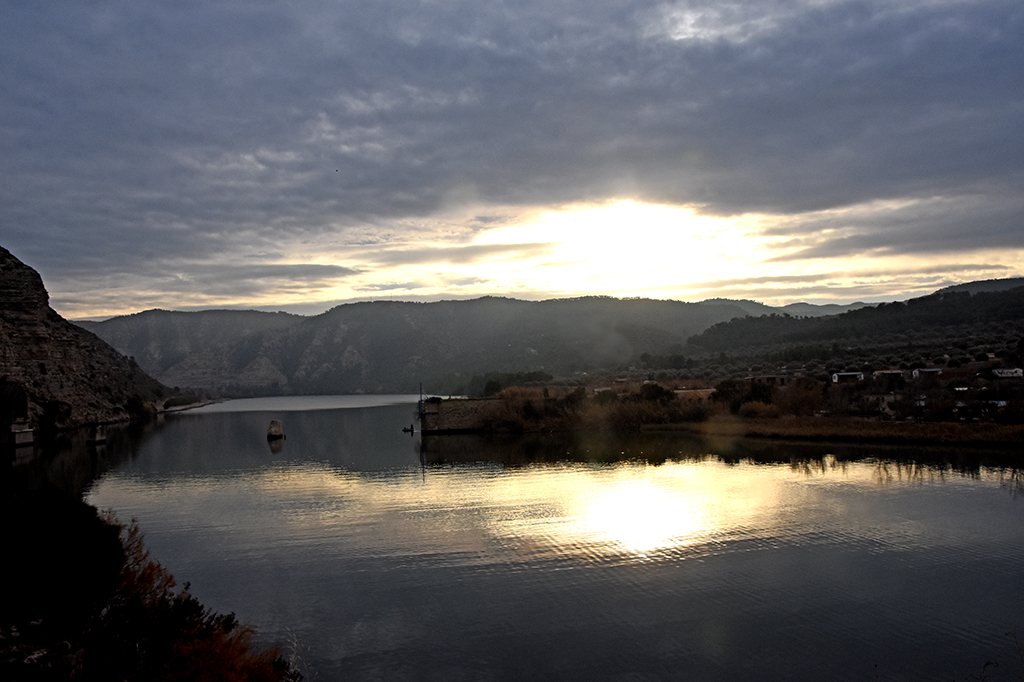 Port Nàutic a la Pobla de Massaluca ***