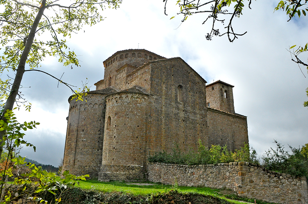 Monestir de Sant Jaume de Frontanyà ***