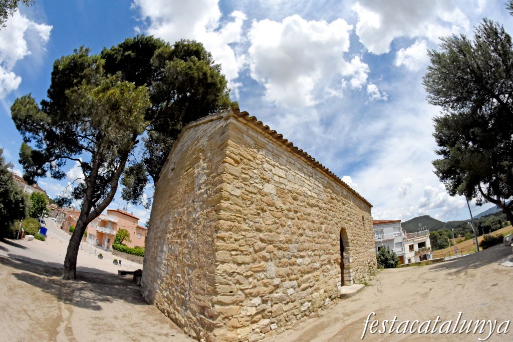 Òdena - Ermita romànica de Sant Miquel