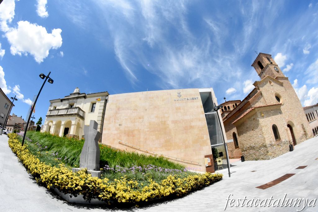 Òdena - Plaça Major