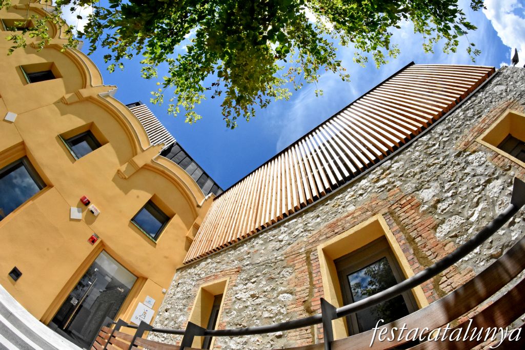 Òdena - Centre Fraternal i Instructiu