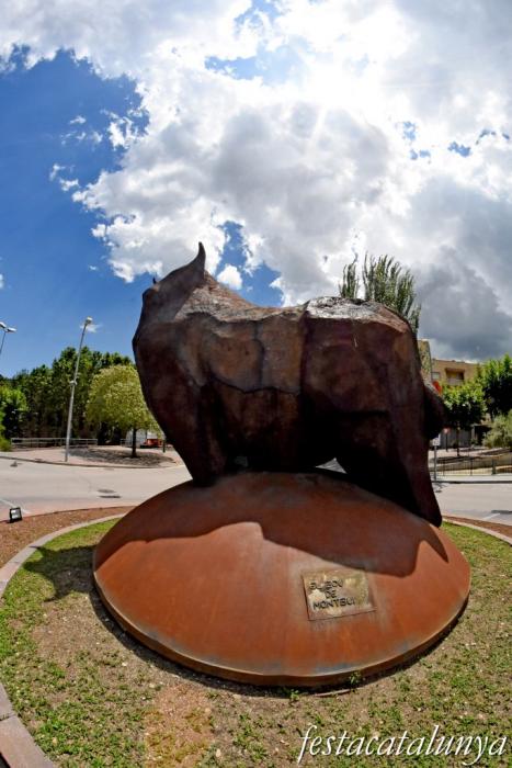 Santa Margarida de Montbui - Escultura Bou de Montbui