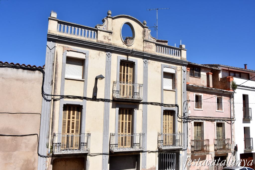 Santa Margarida de Montbui - Nucli antic (Carrer Major)